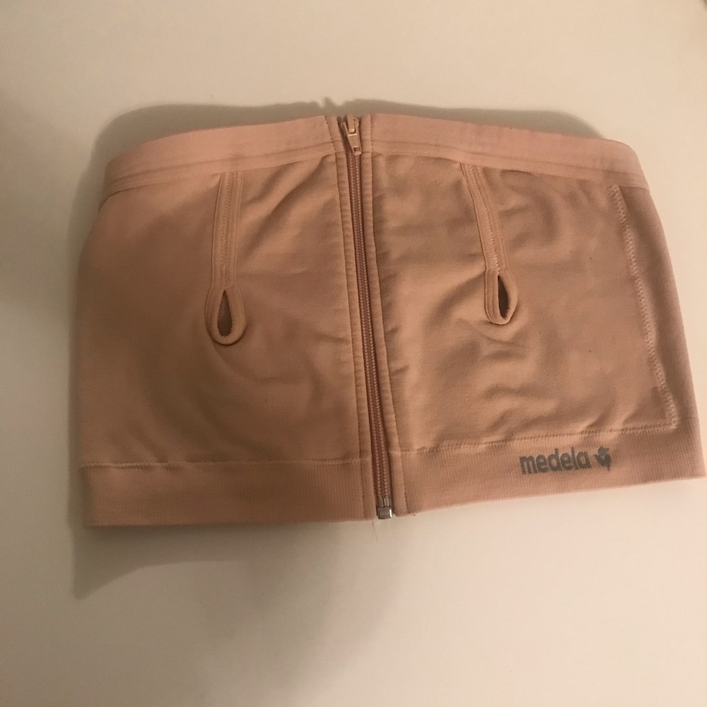 Medela pumping bra